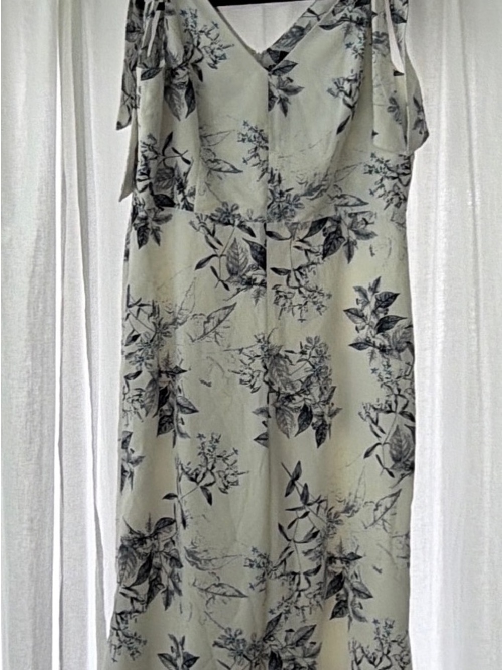 Floral Sleeveless V-Neck Jumpsuit Size 18